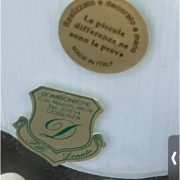 Italian carved porcelain mother / daughter - unbelievable detail ! Made in Italy - Picture 5 of 7